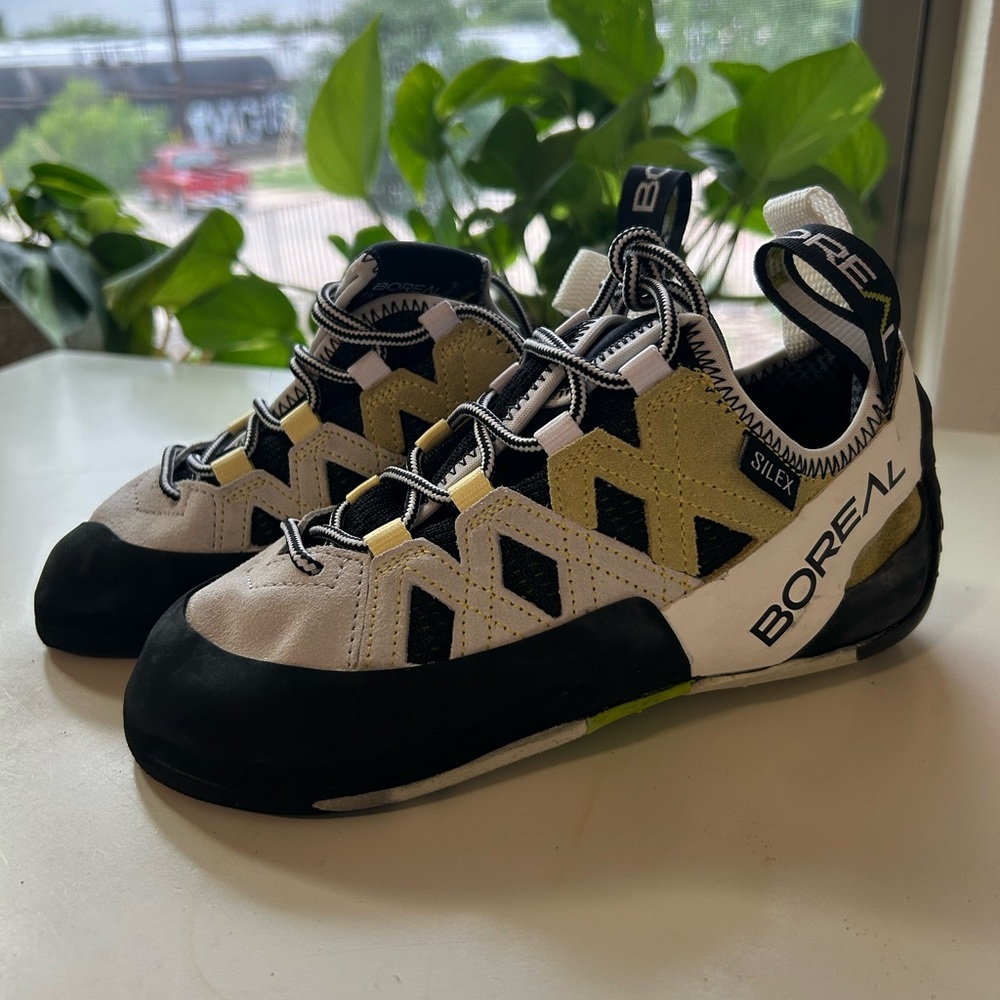 Boreal Silex Laceup women’s climbing shoe